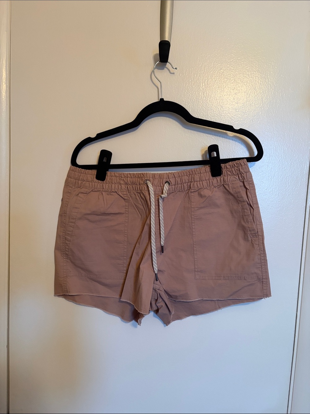 Vuori Everyday Drawstring Shorts in Dusty Rose